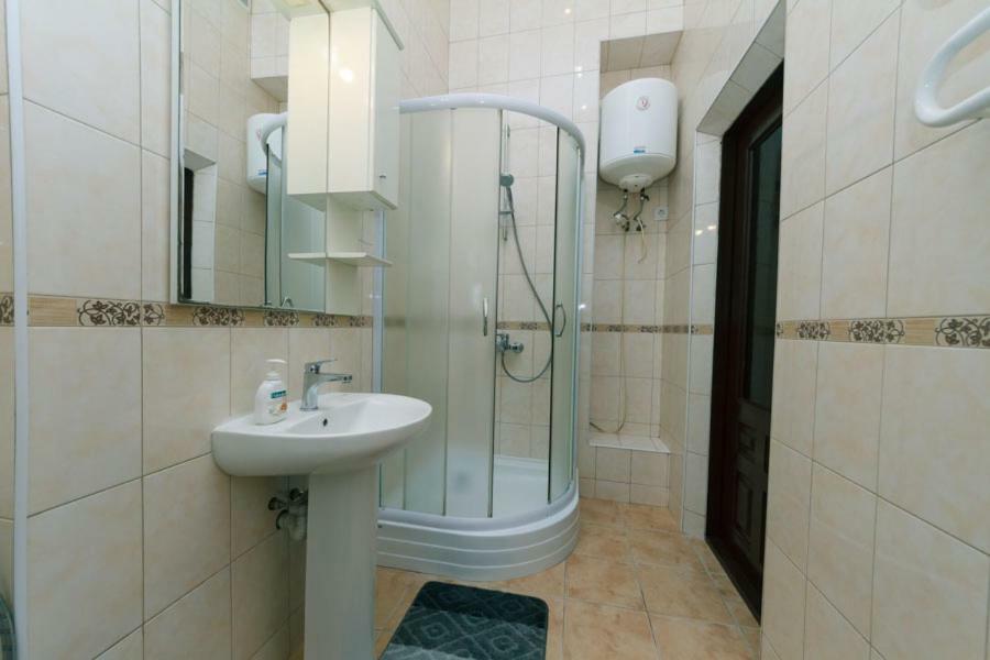 Apartment On Saksahanskoho Street Kiev Eksteriør bilde